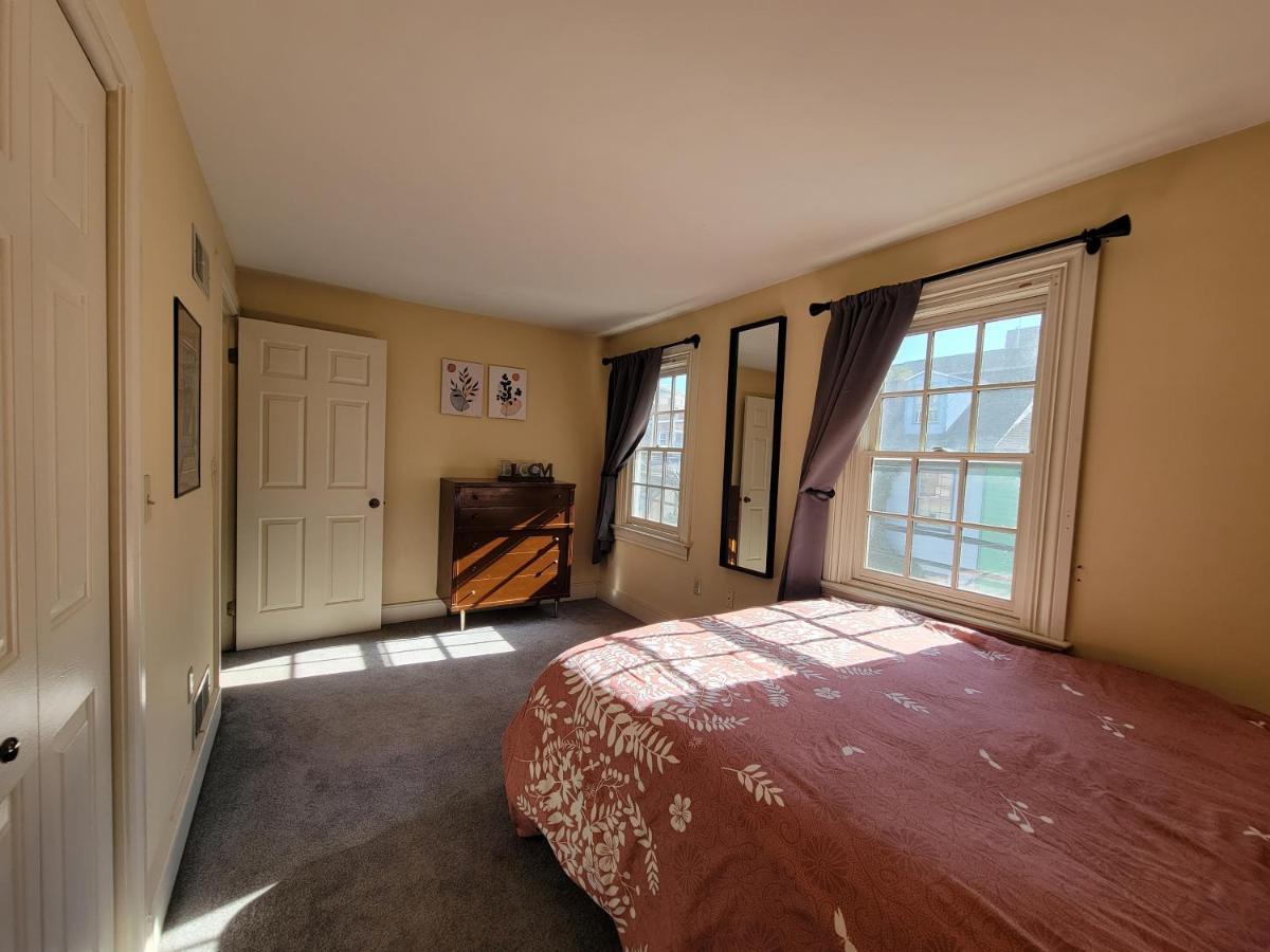 The Grand Bnb Harrisburg Bagian luar foto
