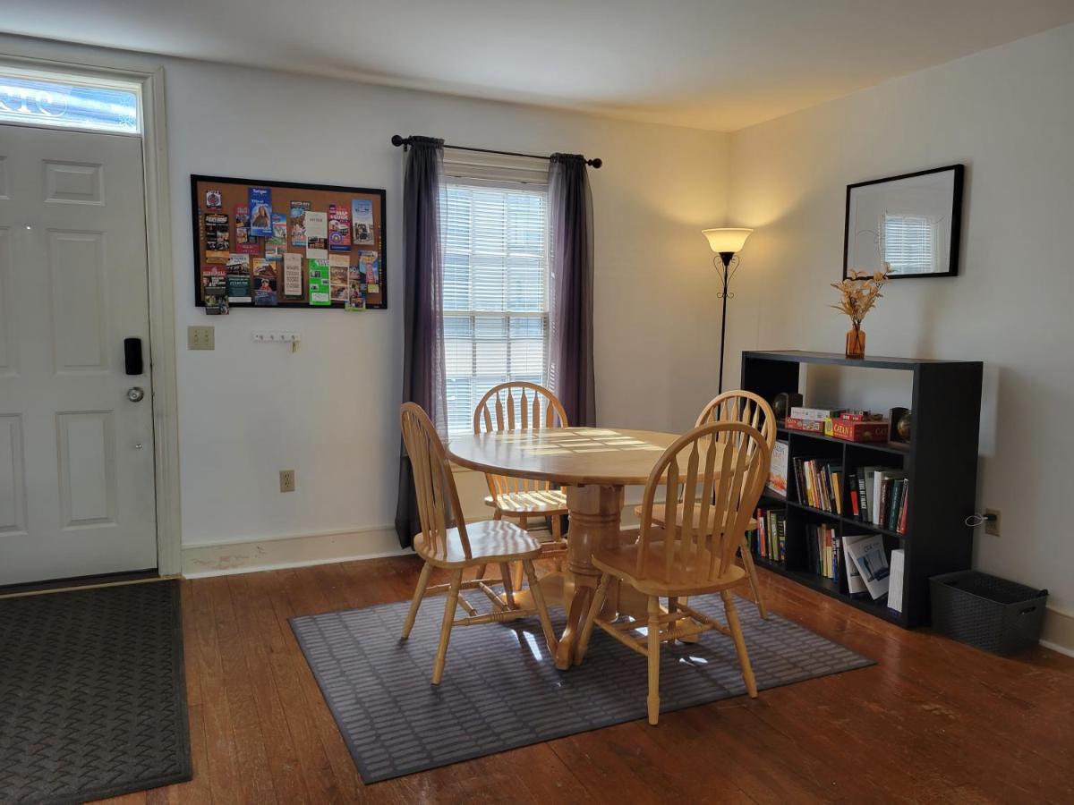 The Grand Bnb Harrisburg Bagian luar foto